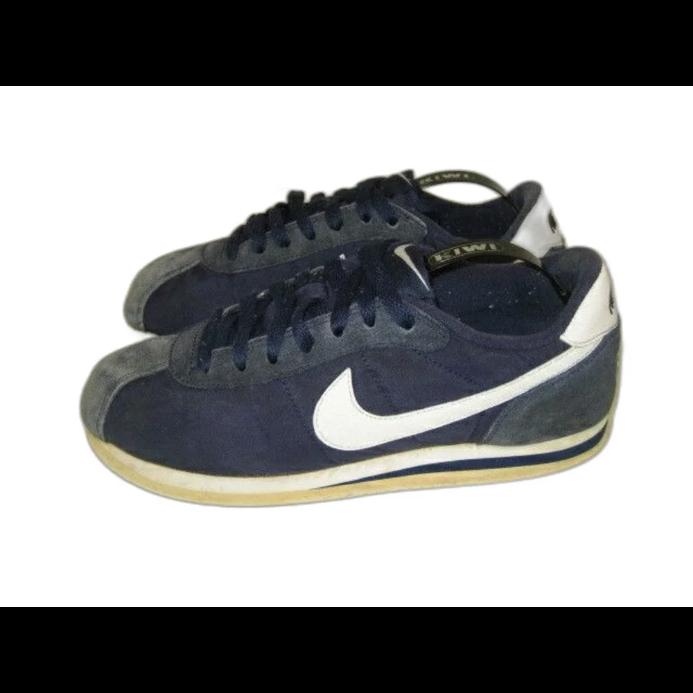 Youth Nike Swoosh Navy/White Running Athletic Tennis Shoes Sneakers sz 7Y